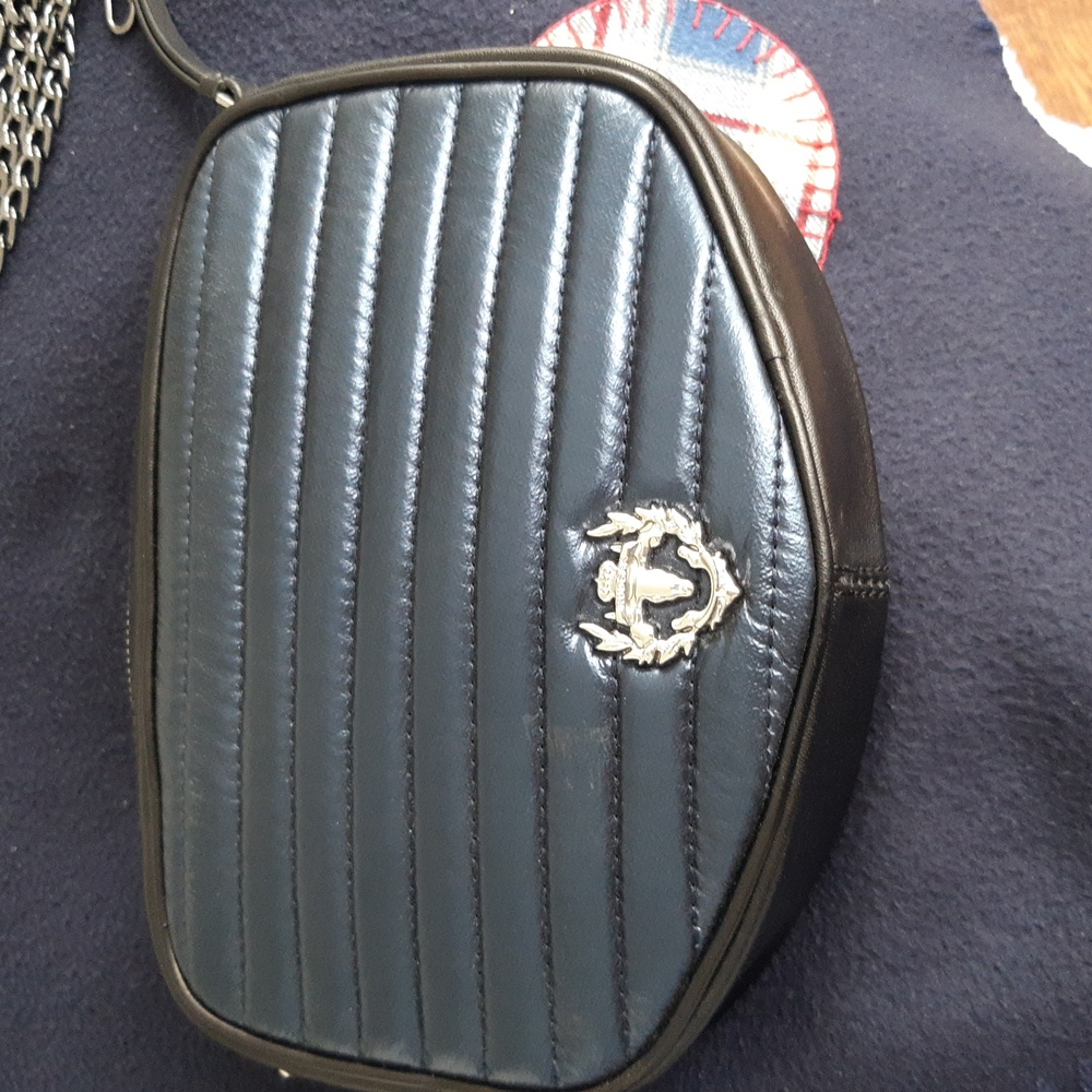 Luxury Black Leather Belt Bag/Or Crossbody